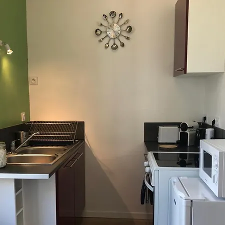 Paisible Avec Jardin - Centre