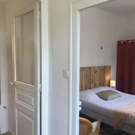 Paisible Avec Jardin - Centre Apartment *