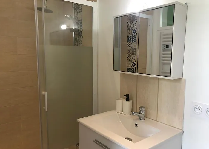 Paisible Avec Jardin - Centre Appartement