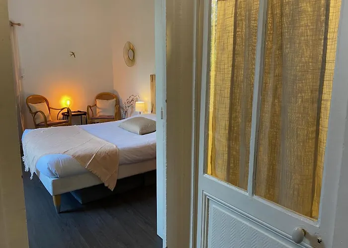 Paisible Avec Jardin - Centre Апартаменты