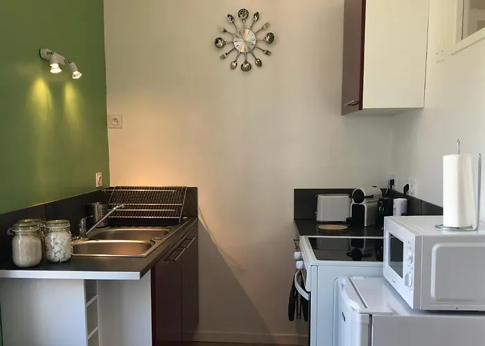 Paisible Avec Jardin - Centre